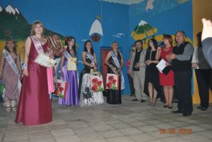 Participanţi la Concursul Regina Alma Mater2012